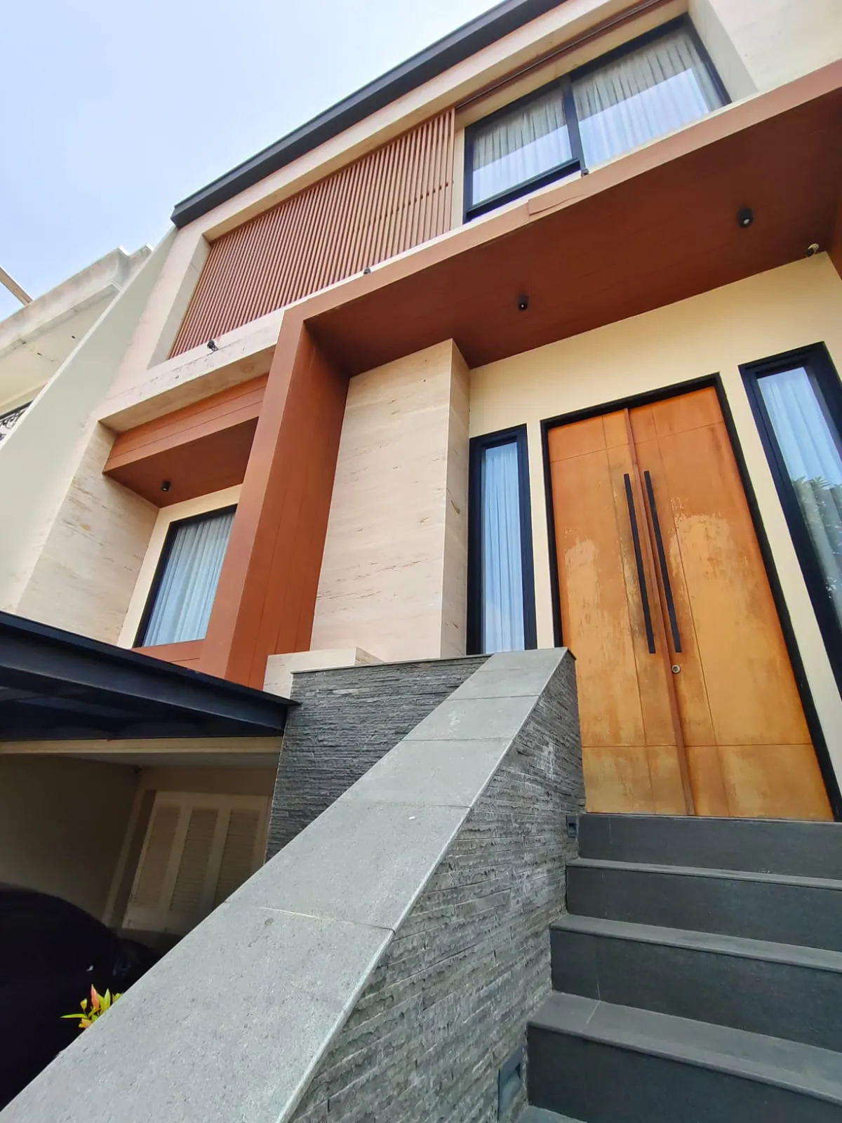 Rumah Mayang PIK