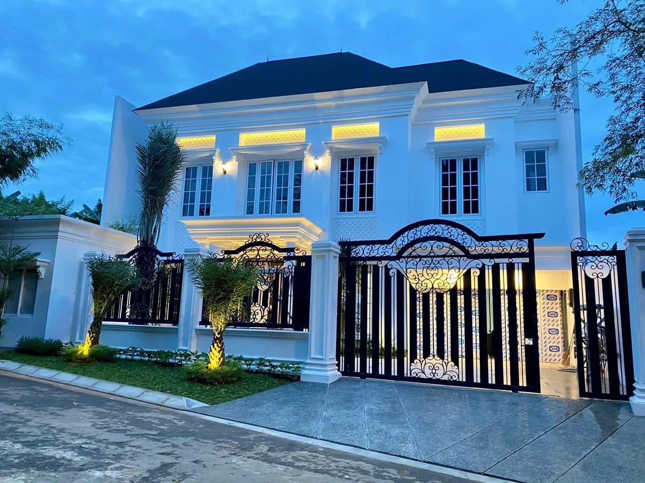 Rumah Mewah Pondok Indah