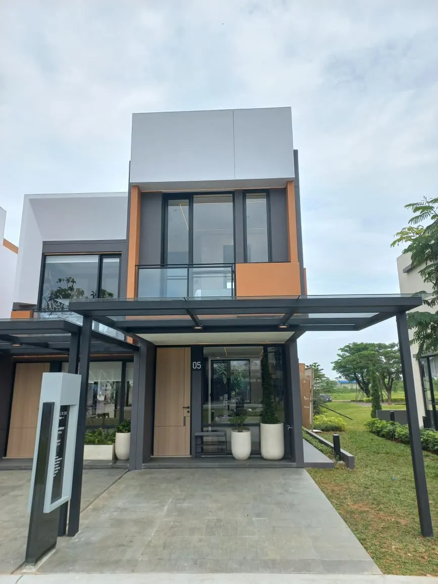 Rumah Silver Beverly Livin