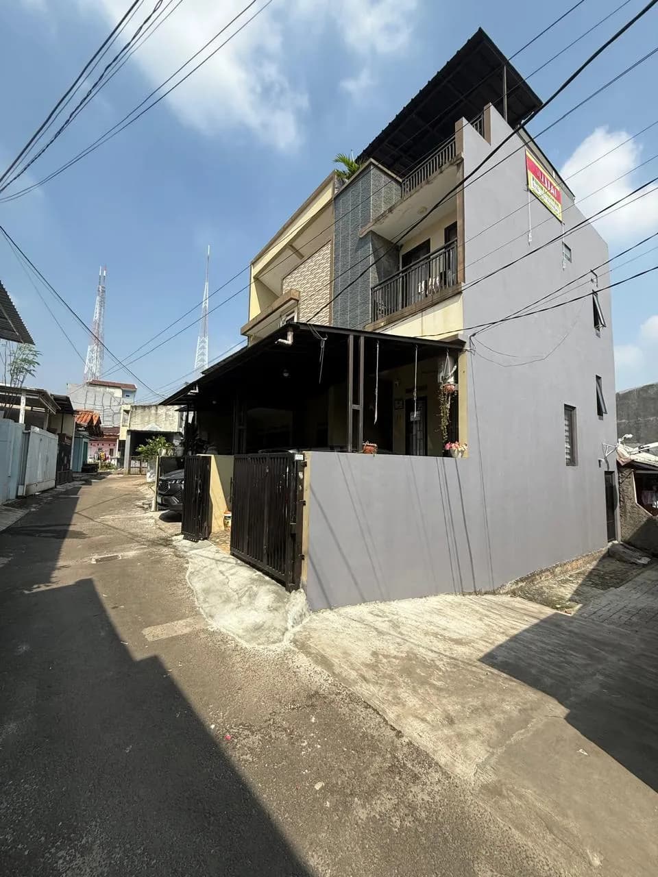 Rumah Joglo Baru Jakarta Barat - 2