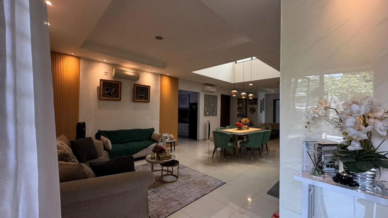 Rumah  Eminent BSD Tangerang - 2
