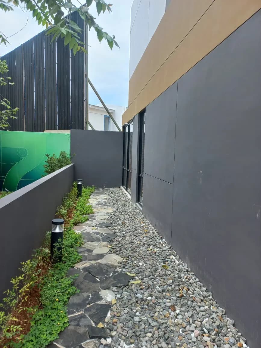 Rumah Gold Beverly Livin - 2