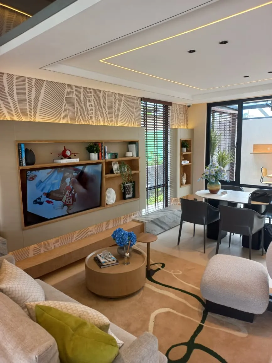 Rumah Gold Beverly Livin - 3