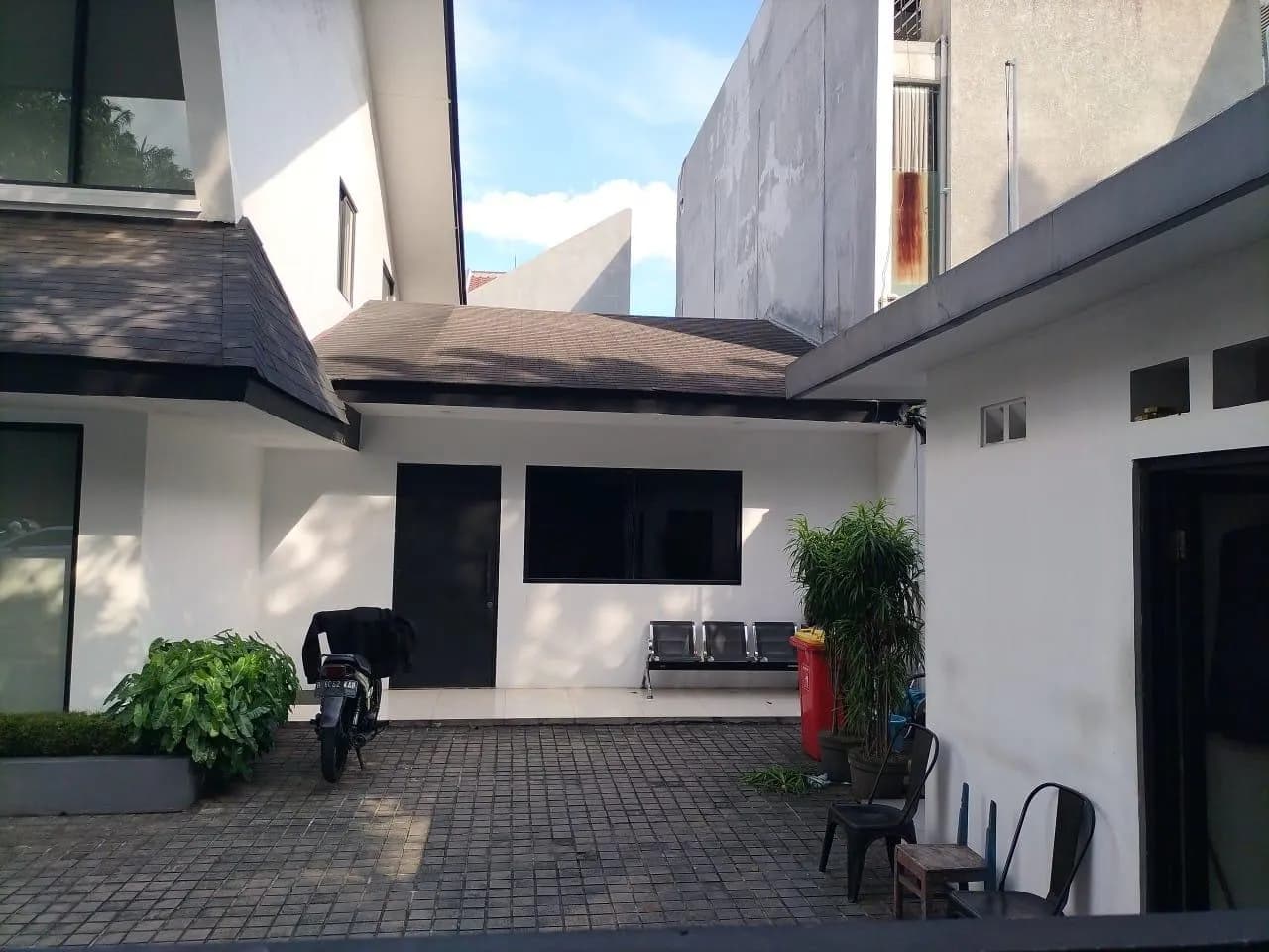 Rumah Area Pakubuwono - 2