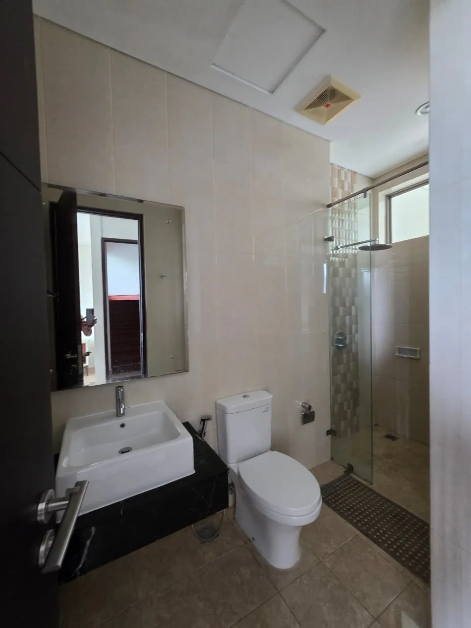 Rumah Ancol Seafront Jakarta Utara - 2