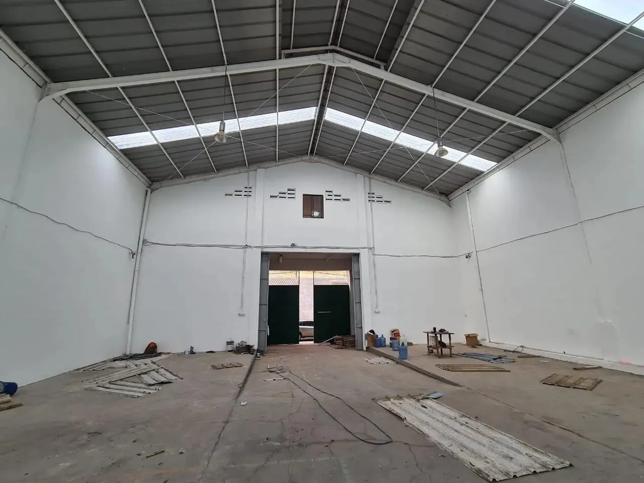 Gudang Gandeng dan Kantor, Salembaran - 2