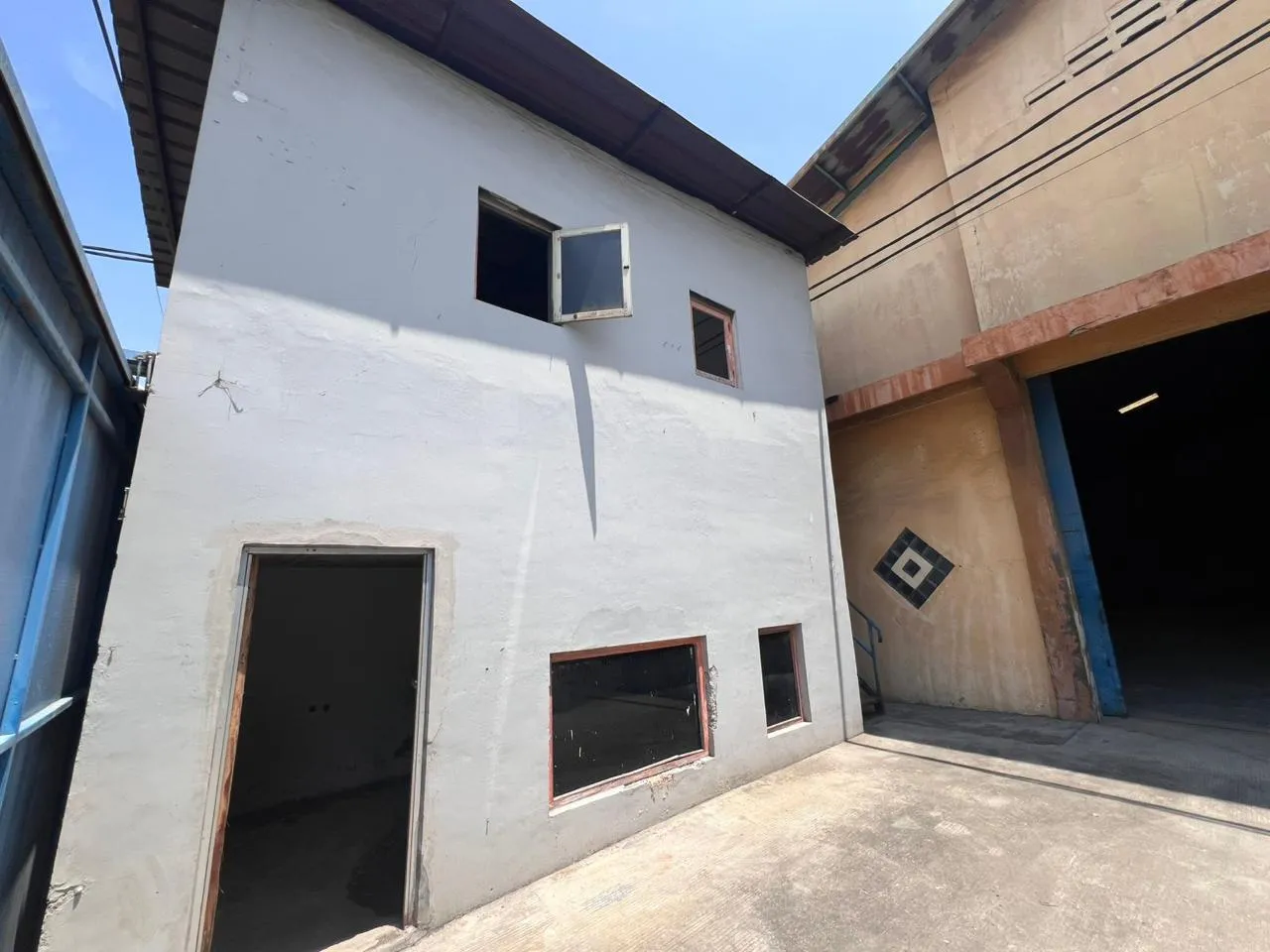 Gudang dan Kantor Siap Pakai Pantai Indah Dadap - 2