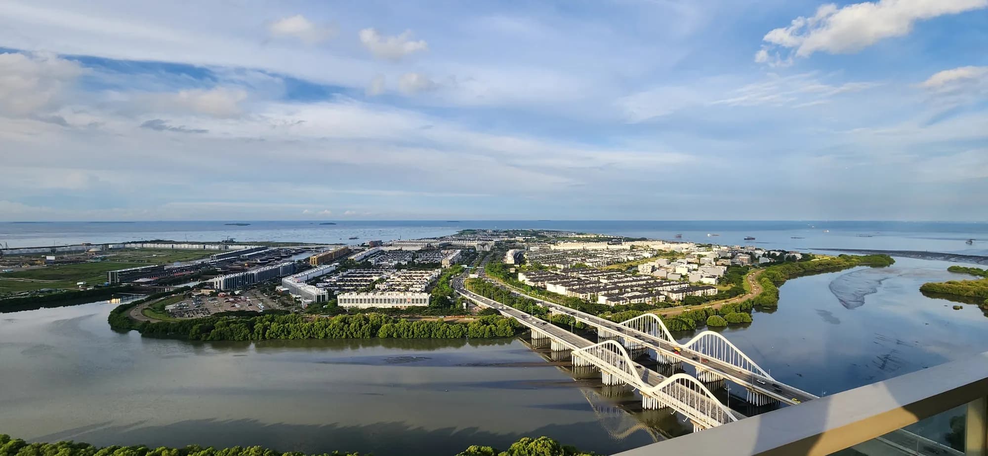 Apartemen Gold Coast PIK Tower Caribbean - 2