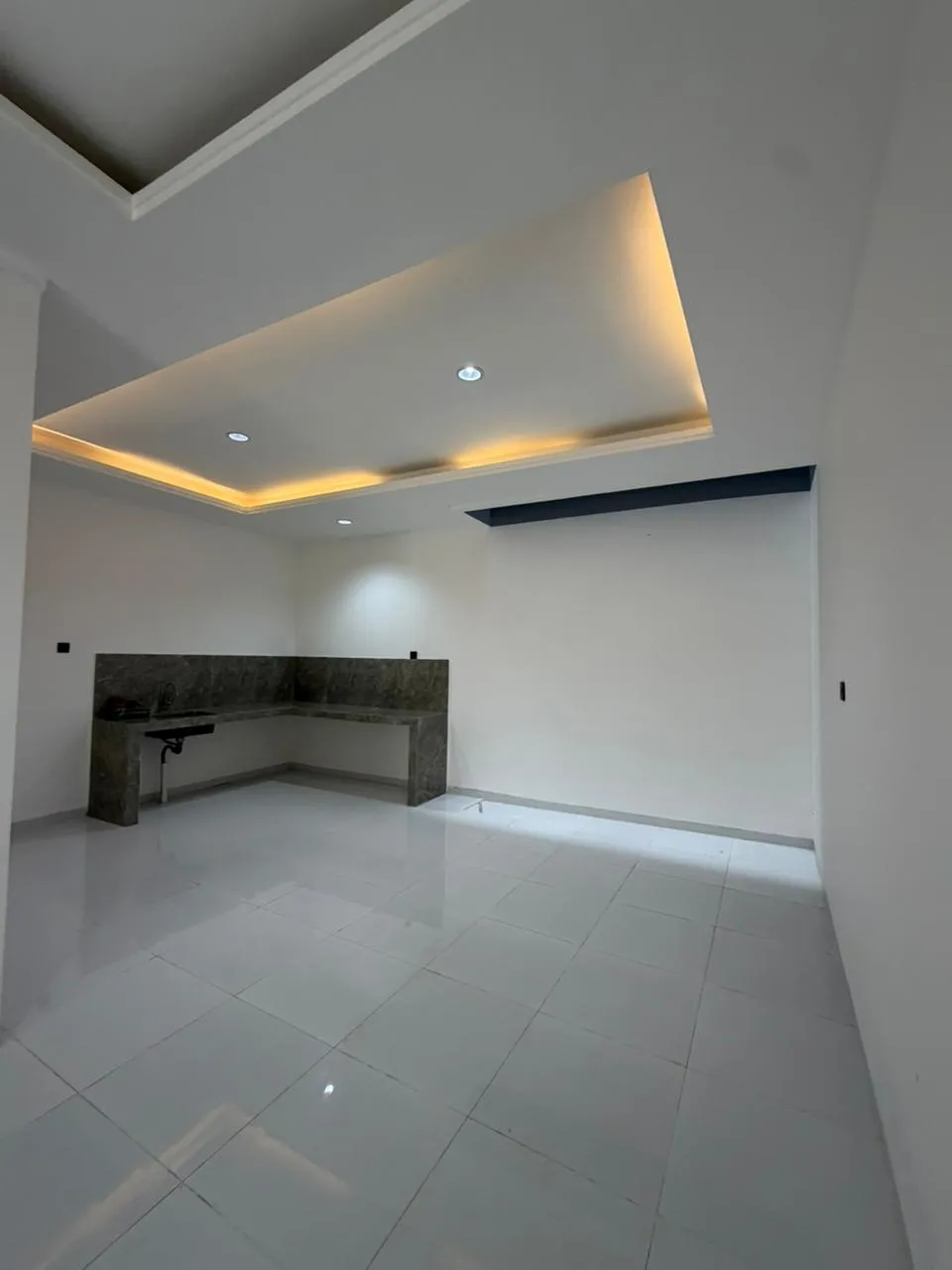 Rumah di Jl. Mandala Barat - 2