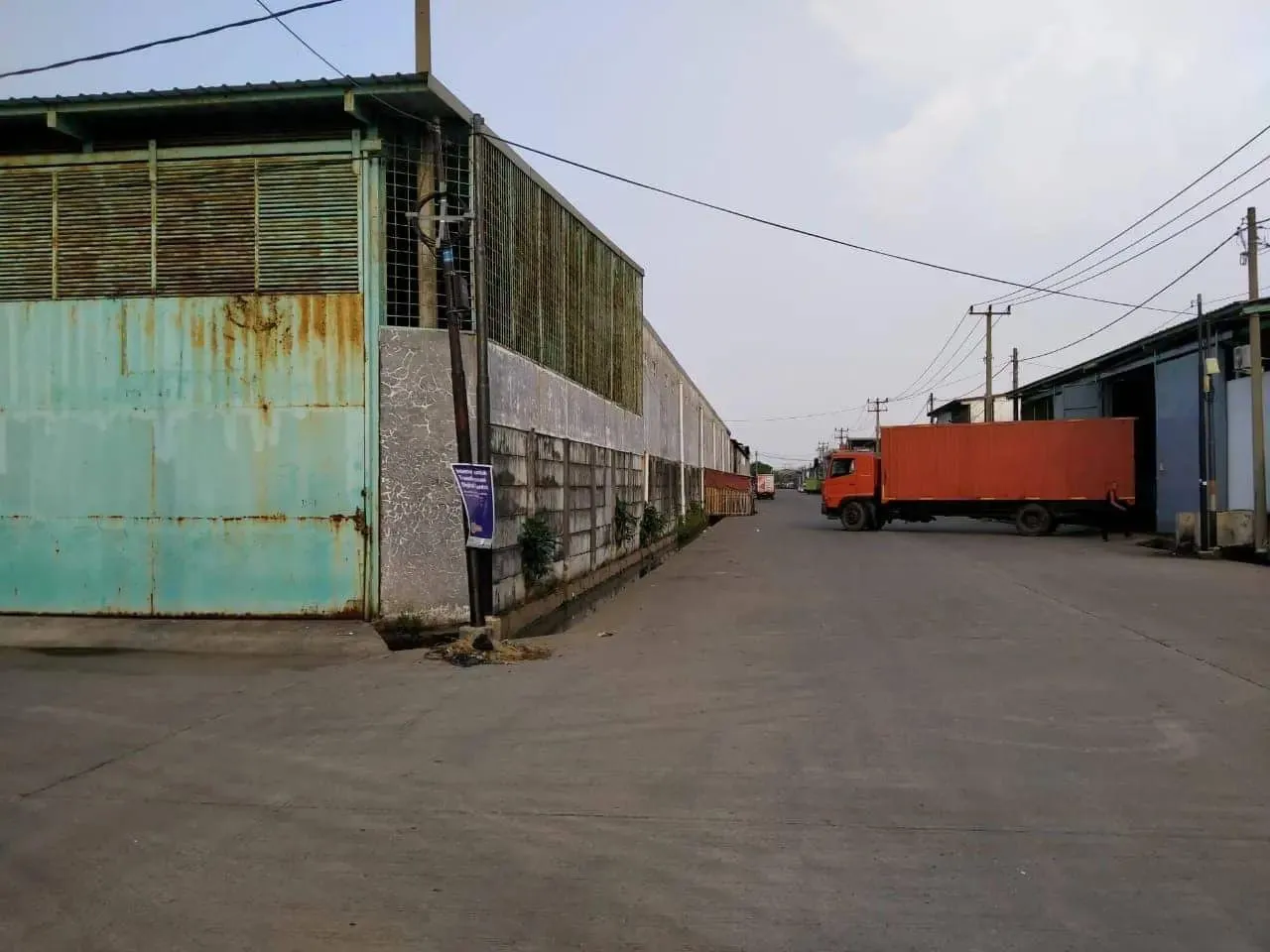 Gudang Hook Ijin Industri