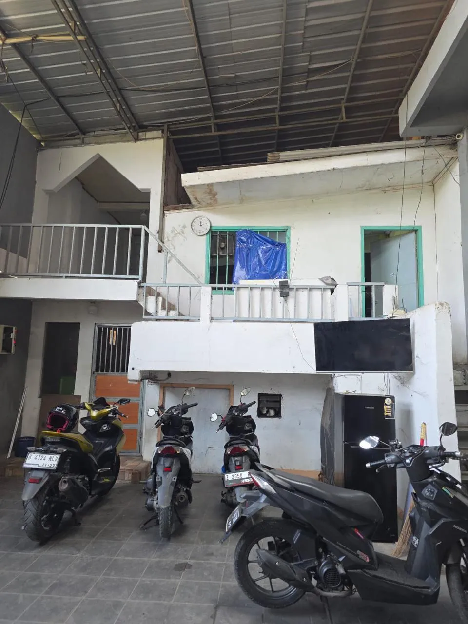 Gudang dan Kantor Pantai Indah Dadap