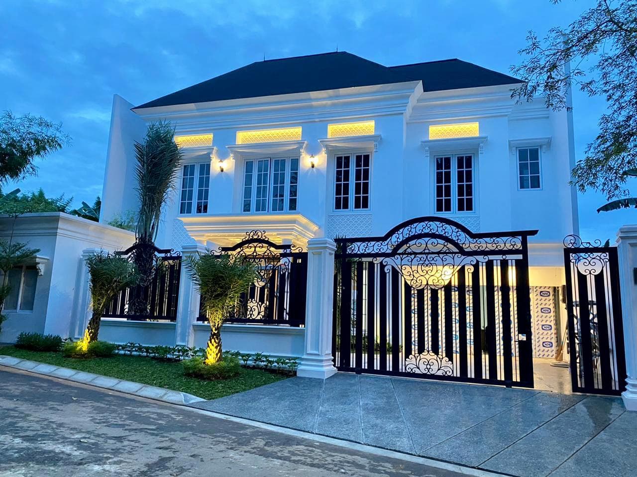Rumah Mewah Pondok Indah