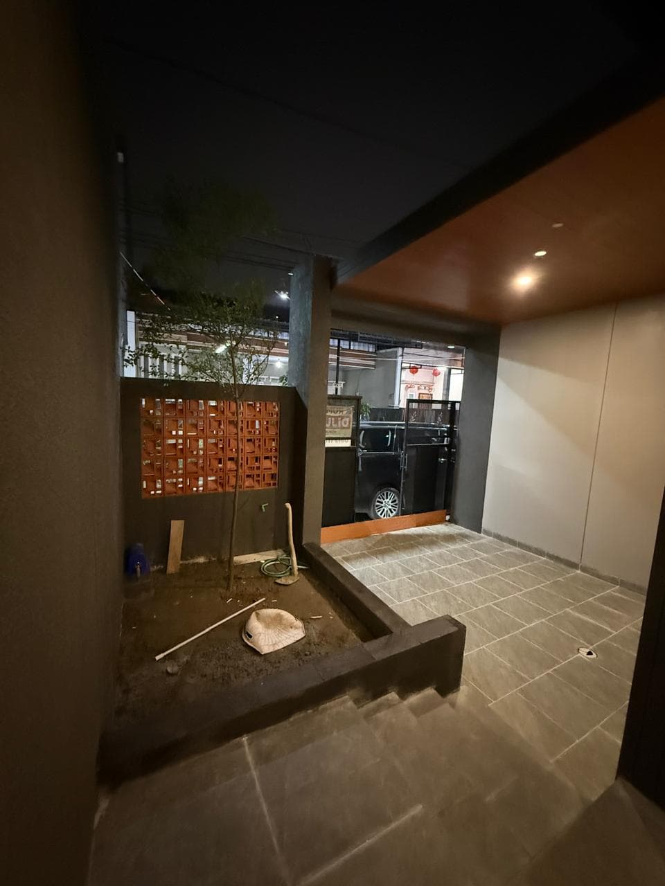 Rumah Poris Indah